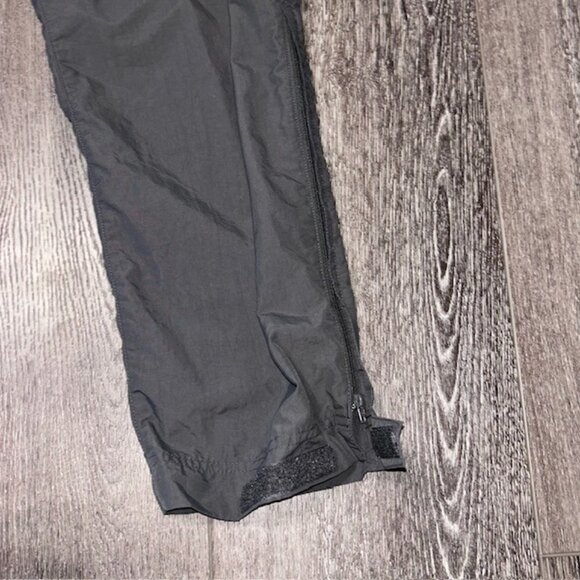 Rei Women Zip Off Cargo Straight Leg Pants Dark Gray 8 Outdoor Hike *Flaw* - Picture 7 of 7